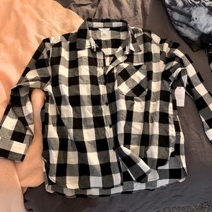 Time and Tru Black and White plaid flannel SZ XL